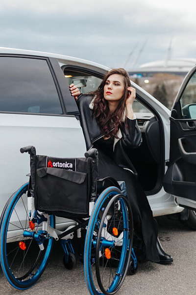 знак инвалида на авто