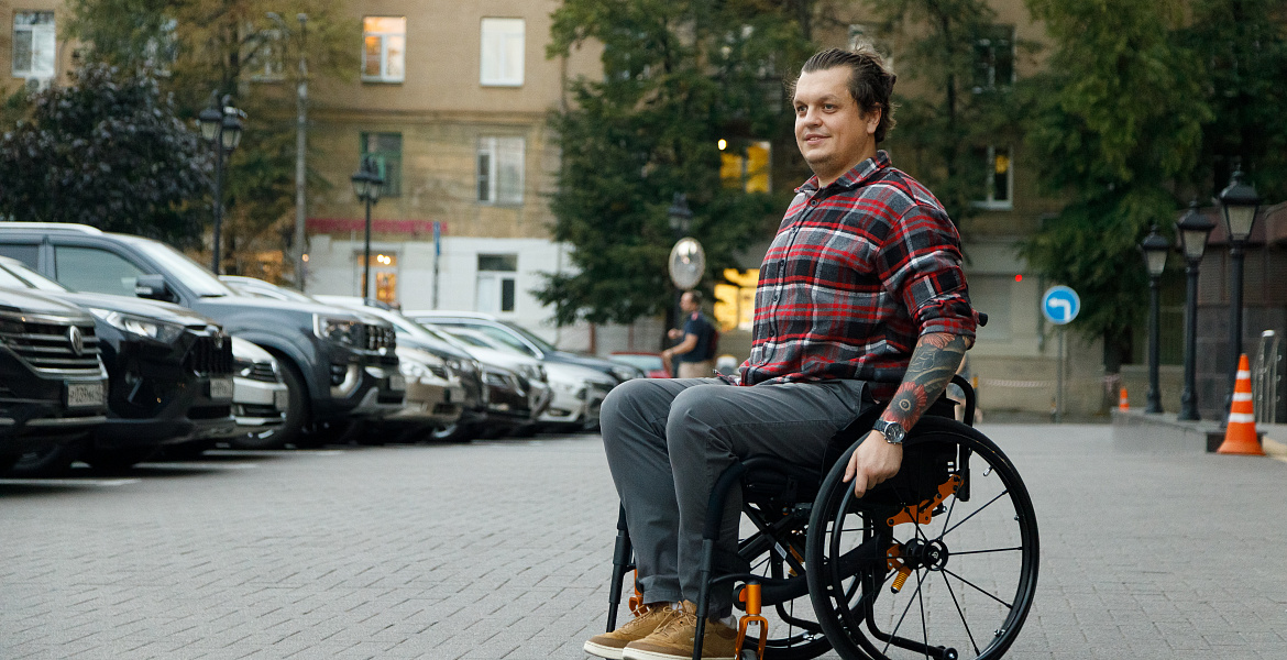 Прогулочная инвалидная коляска